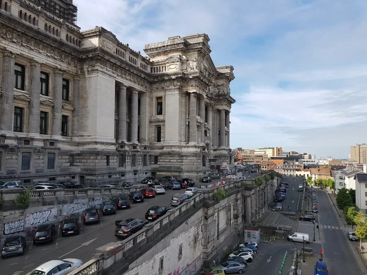 bruxelles, explicat pe scurt pentru cititorii care vor context