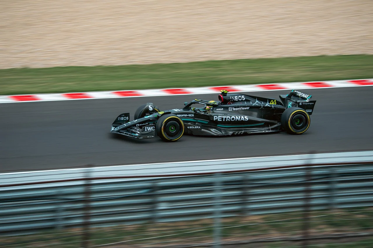 GP Ungariei: Duelul dintre Lewis Hamilton și Ferrari se poate intensifica la Budapesta