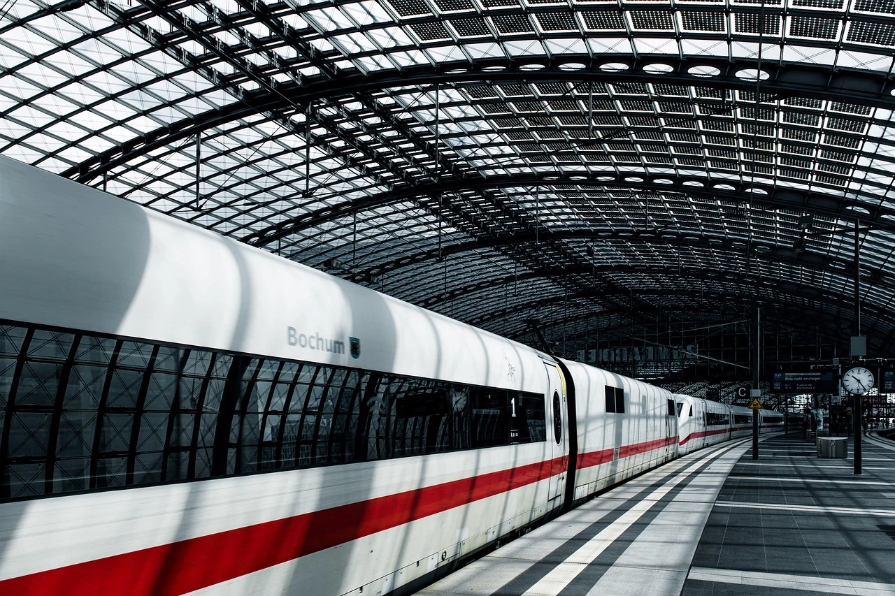Metrorex introduce abonamentul săptămânal pentru Terminalul Multimodal Străulești începând cu 1 august