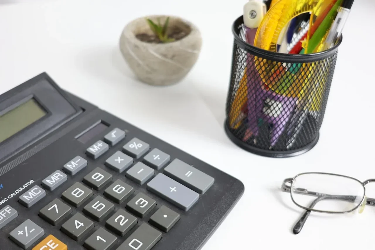 Calculator online pentru salariile profesorilor: cine va primi majorări de lefuri