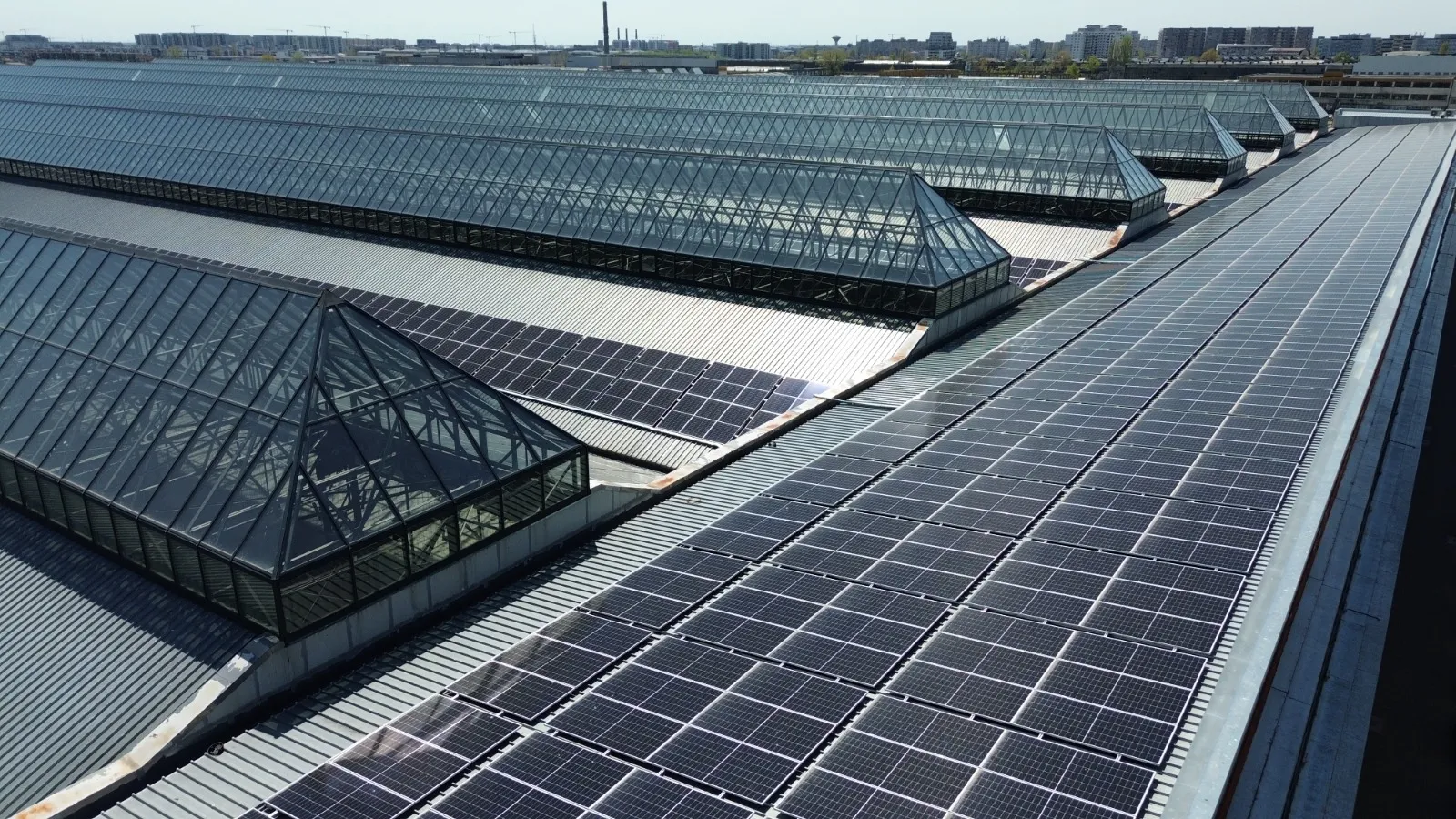 Energie verde în Sectorul 3: Hala Laminor, școli și blocuri