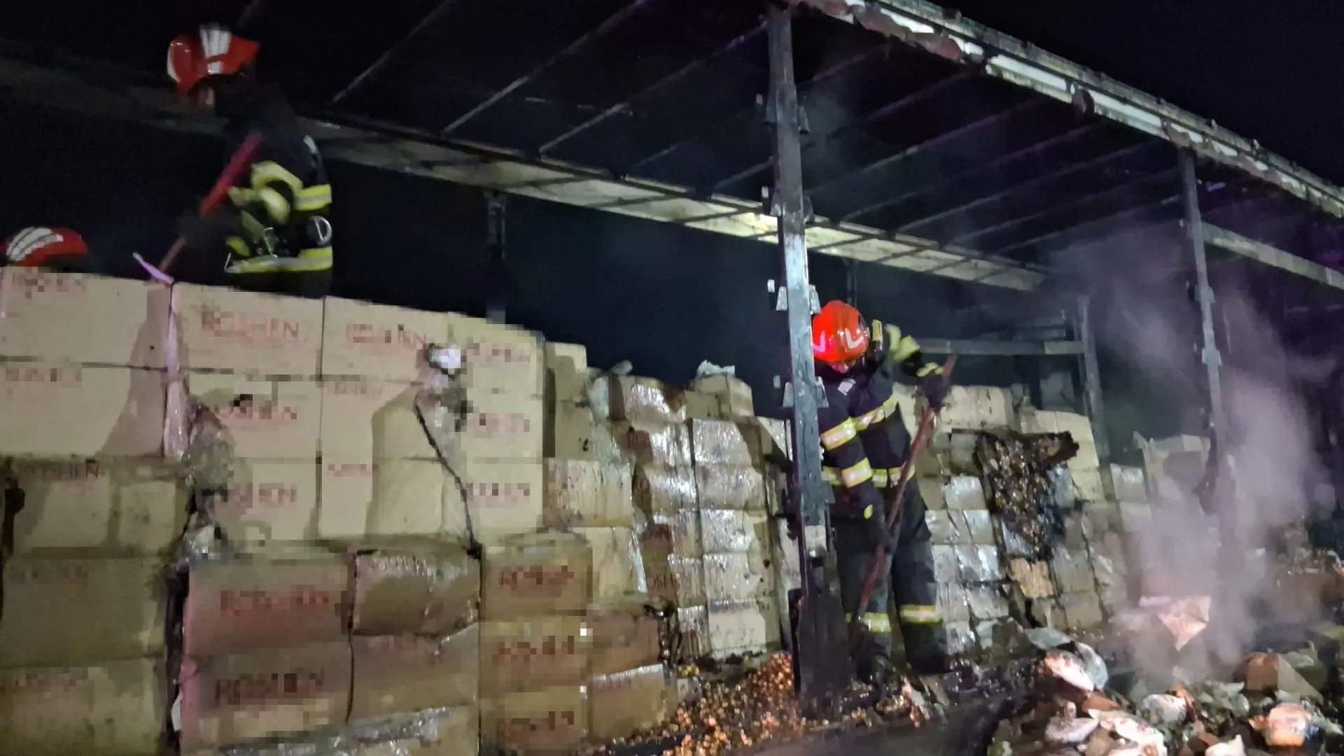 Incendiu pe DN 5 la Daia: autotren ars, fără răniți