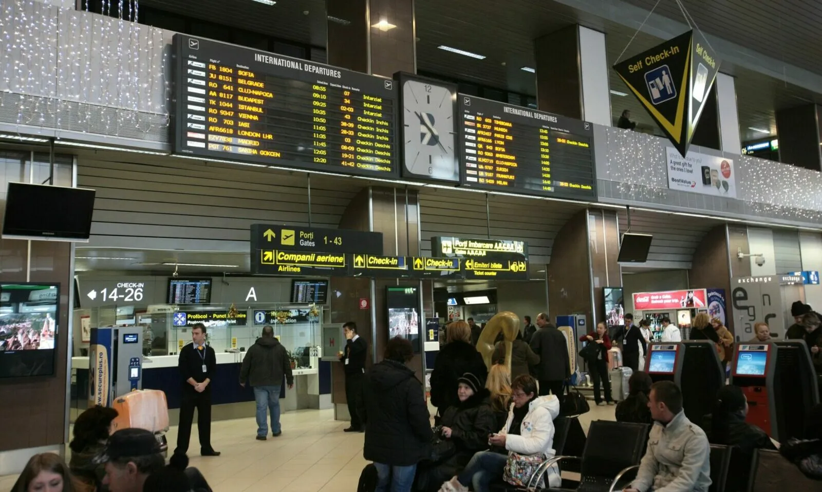 Ce trebuie știut: incendiu nocturn pe culoarul Sosiri–Plecări de la Otopeni